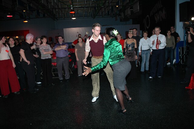 min 2007 11 10 fous swing 433